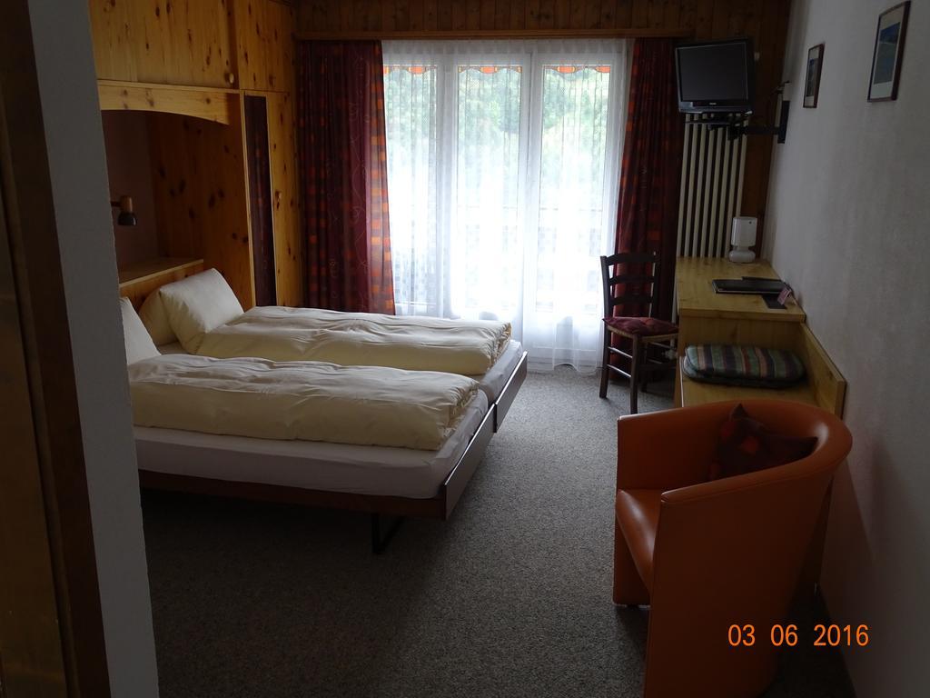 Hotel Old-Jnn Saas im Prattigau 客房 照片