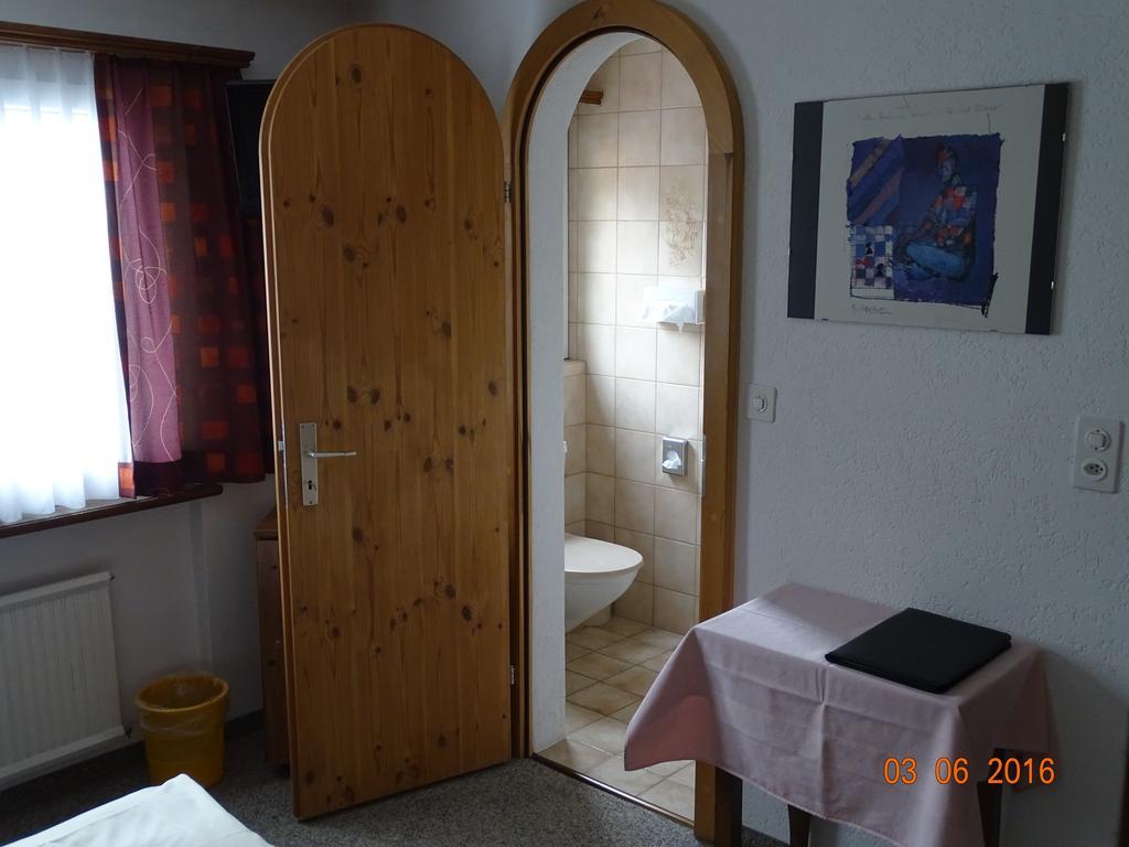Hotel Old-Jnn Saas im Prattigau 客房 照片